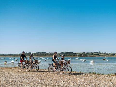 Camping Sunêlia la Baie de Saint Pol - Finistère