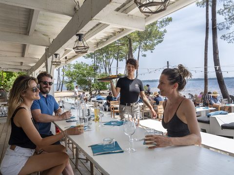 Camping Le Tedey - Gironde