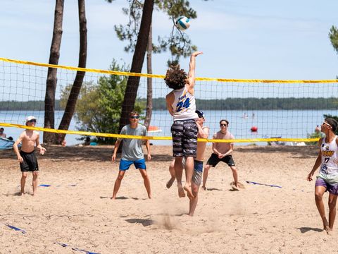  Camping Le Tedey - Gironde