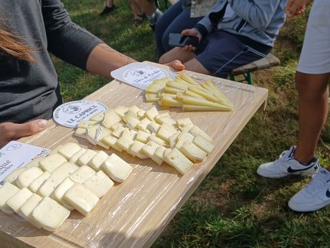 Camping L'Échapée Verte - Cantal