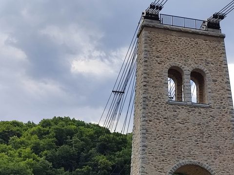 Camping L'Échapée Verte - Cantal