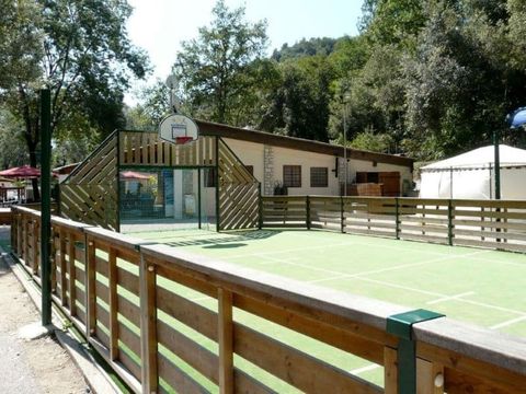 Camping  Au Vallon Rouge - Alpes-Maritimes