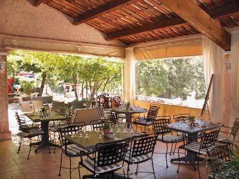 Camping le Domaine de Chanteraine   - Var