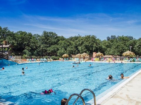 Camping Le Bois Fleuri - Camping Pyrénées-Orientales