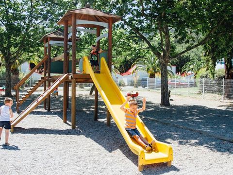Camping Le Bois Fleuri - Pyrénées-Orientales