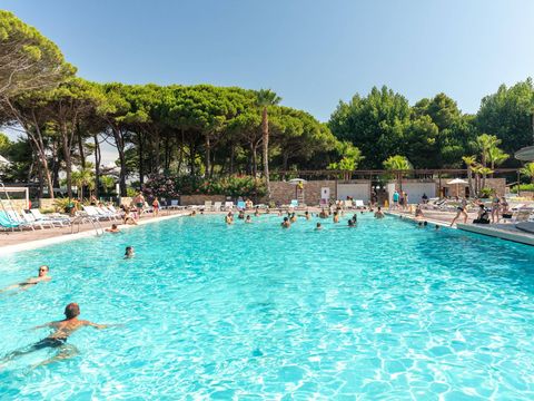 Camping Le Castellas - Hérault - Image N°2