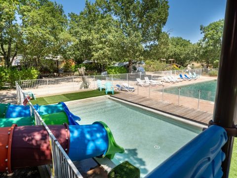 Camping La Buissiere - Camping Gard