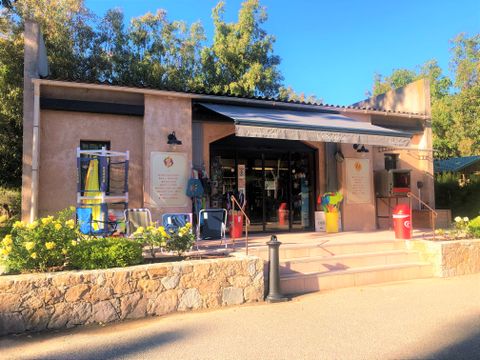 Camping La Pinède - Nordkorsika