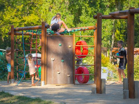 Camping Le Château de Galaure - Drôme