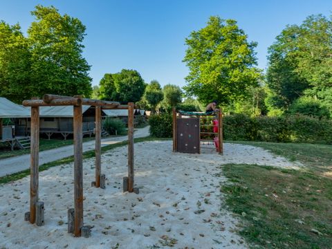 Camping Le Château de Galaure - Drôme
