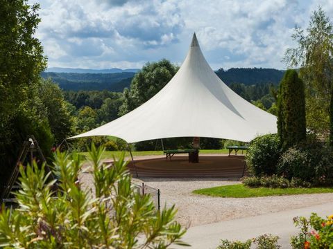 Camping Domaine de l'Epinette - Jura - Image N°2