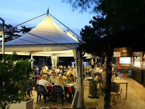 Camping Mare Pineta - Triest