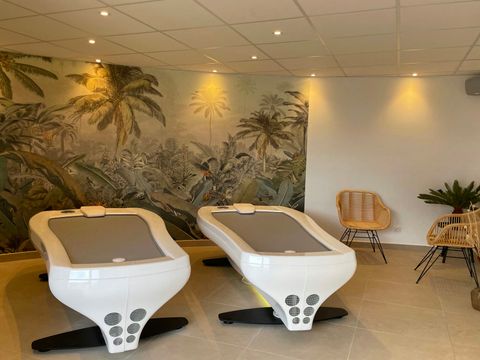 Camping Club Les Tamaris 5* - MS VACANCES - Pyrénées-Orientales