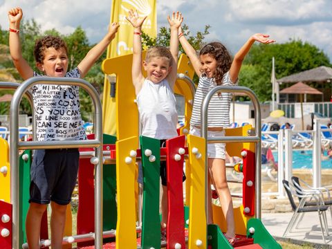 Camping Sandaya Les Deux Fontaines  - Finistère