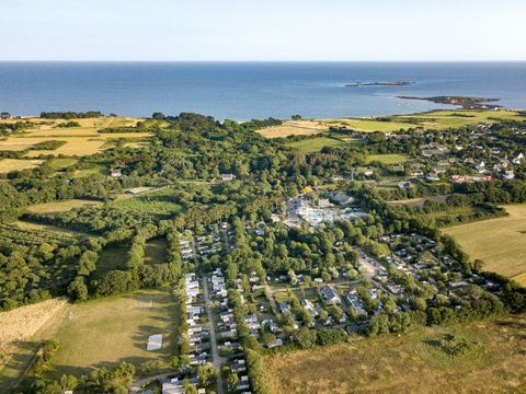 Camping Sandaya Les Deux Fontaines  - Finistère