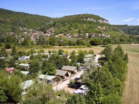 Domaine La Roche D'Ully - Doubs - Image N°2