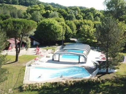 Camping Domaine du Lac de Néguenou - Camping Lot-et-Garonne