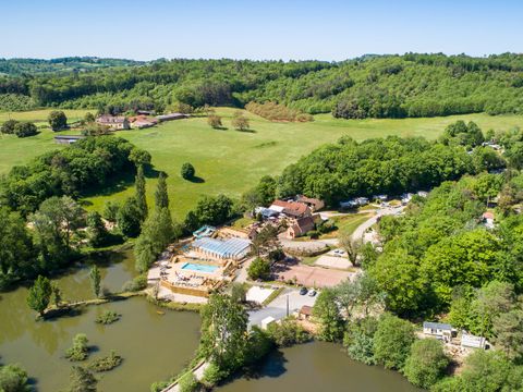 Camping Le Val d'Ussel - Dordogne - Image N°2