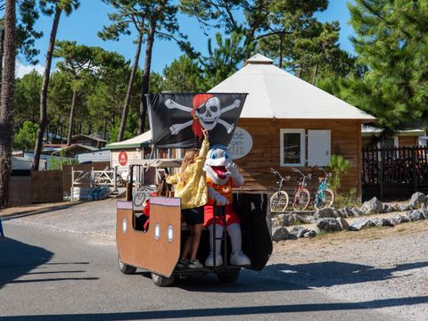 Camping Club Les Tourterelles 4* - MS VACANCES - Landes