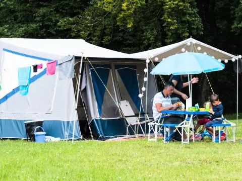 Camping La Colline - Belgisches Luxemburg - Image N°38