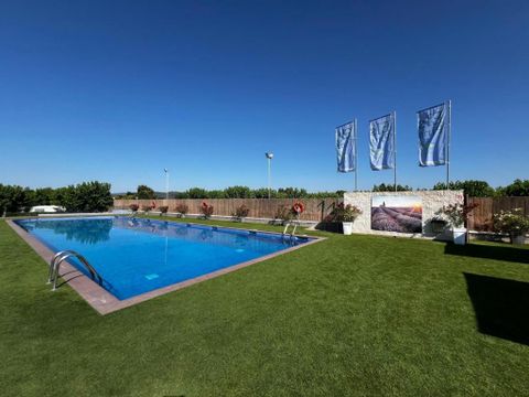 Camping Resort Els Pins - Barcelona - Image N°2