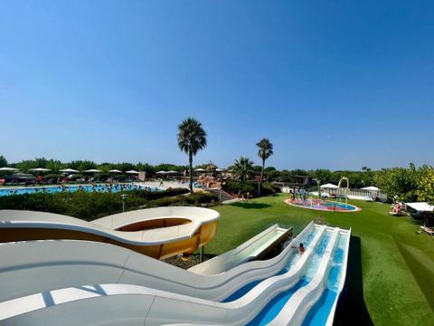 Camping Resort Els Pins - Barcelona