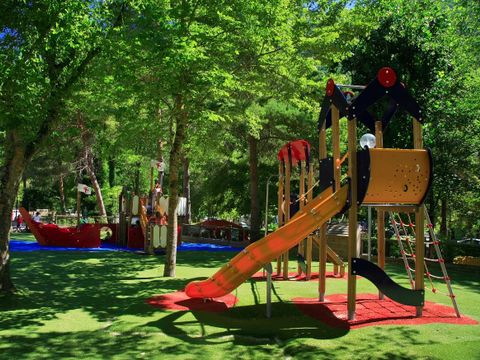 Flower Camping le Peyrelade - Aveyron