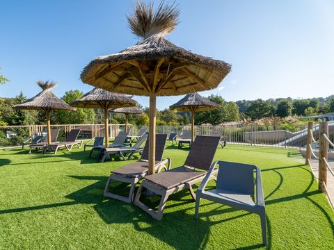 Camping Les Gorges Du Chambon - Ciela Village - Camping Charente