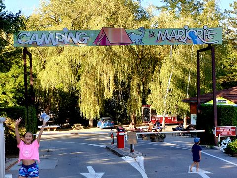 Camping La Marjorie - Jura - Image N°3