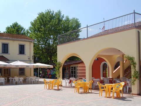 Viareggio Family Collection - Lucca