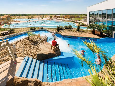 Tropical Islands Resort - Camping Brandenburg - Image N°2