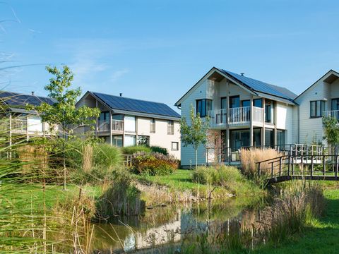 Golden Lakes Village - Hennegau - Image N°0