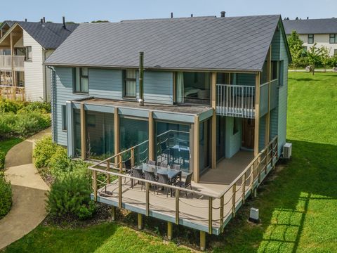 Golden Lakes Village - Hennegau - Image N°0