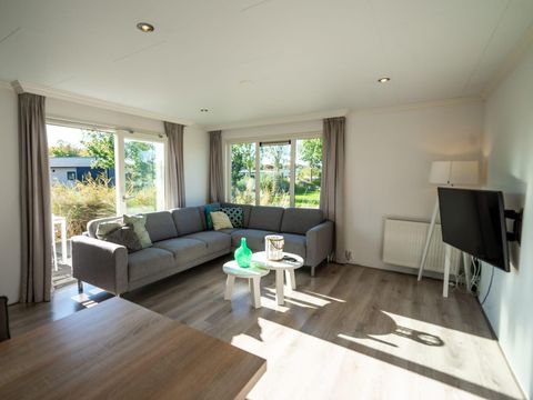 EuroParcs Poort van Zeeland - Camping Hellevoetsluis - Image N°3