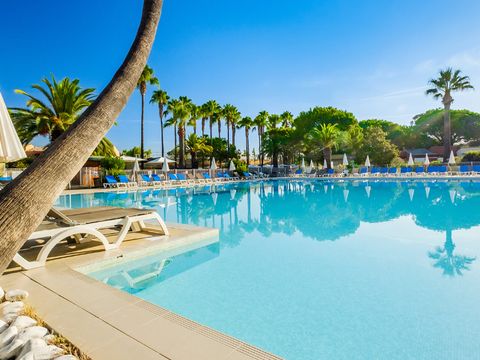 Pierre & Vacances Premium Residence Les Rives de Cannes - Mandelieu - Camping Alpes-Maritimes - Image N°3