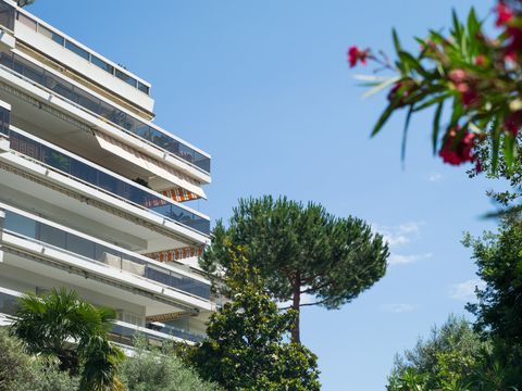 Pierre & Vacances Résidence La Rostagne - Camping Alpes-Maritimes - Image N°2