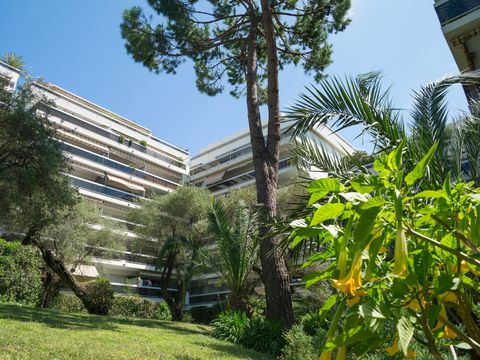 Pierre & Vacances Résidence La Rostagne - Camping Alpes-Maritimes