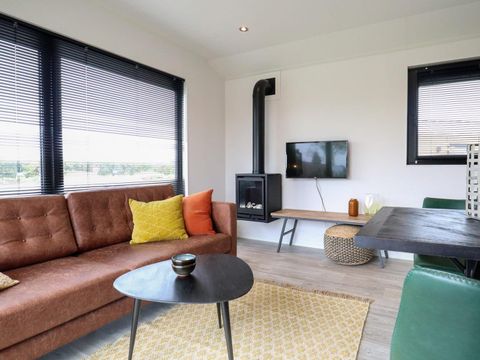 EuroParcs Marina Strandbad - Camping Bronckhorst - Image N°2