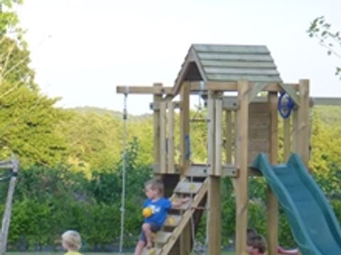 Camping Place de la Famille - Dordogne