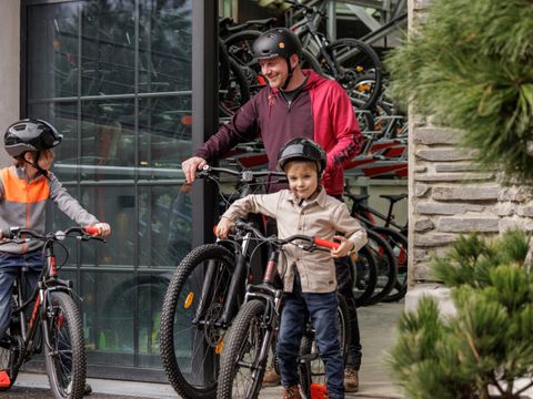 Landal Hillview Resort Grandvoir - Belgisches Luxemburg - Image N°3