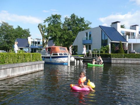 Rien van den Broeke Village - Camping Wijdemeren - Image N°0