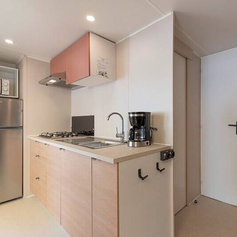 Mobilheim 6 Personen - Mobilheim | Comfort | 2 Zi. | 4/6 Pers. | Erhöhte Terrasse | Klimaanlage | TV