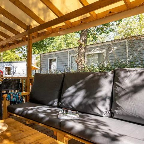 Mobilheim 6 Personen - Ultimate Plus | 3 Zi. | 6 Pers. | Lounge Terrasse | 2 Bäder | Klimaanlage | TV