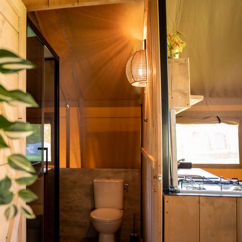 SafariZelt 4 Personen - einschließlich sanitärer Einrichtungen