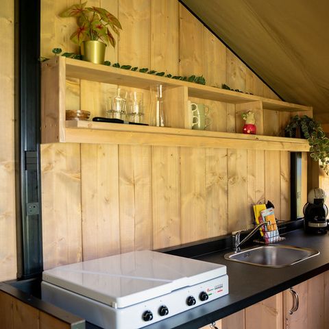 Safarizelt 4 Personen - Lake Lodge inkl. Sanitäranlagen