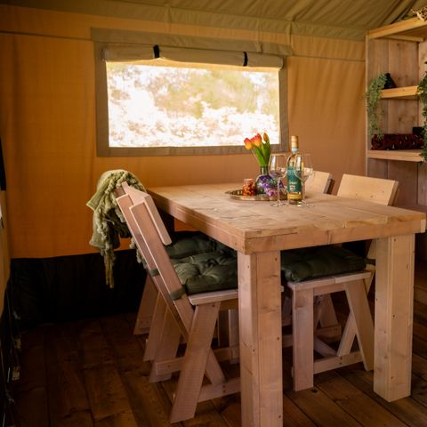 Safarizelt 4 personen - Forest Lodge inkl. Sanitäranlagen