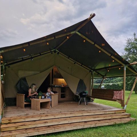 Safarizelt 4 Personen - Forest Lodge inkl. Sanitäranlagen