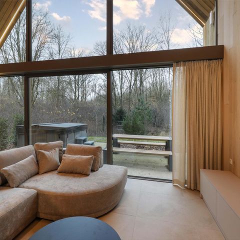 LODGE 6 Personen - mit Jacuzzi