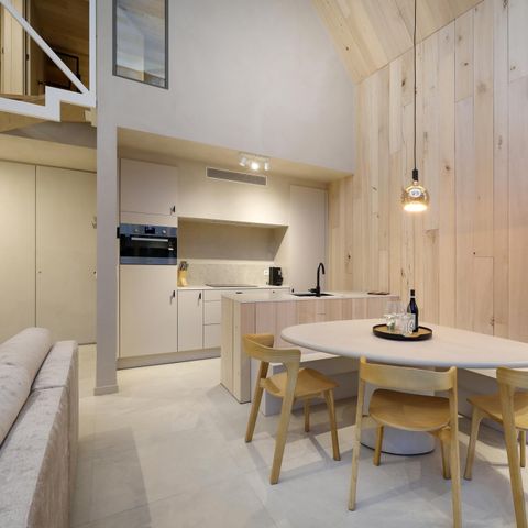 LODGE 4 Personen - mit Jacuzzi