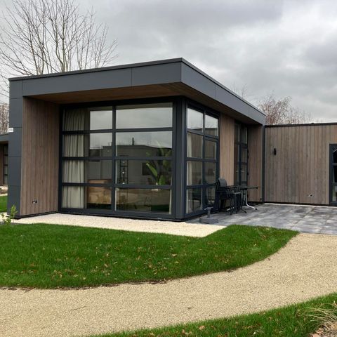 Bungalow 4 Personen - L-Würfel 4